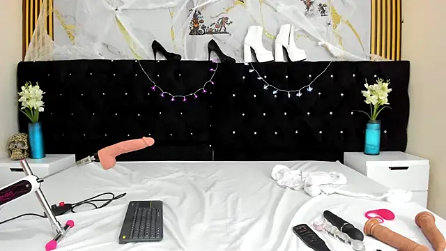 Lisa sweetas online show from October 7, 2025, 7:44 pm