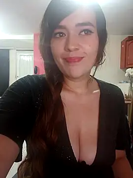 miss berlyn online show from December 1, 2025, 1:32 am