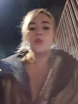 miss berlyn online show from May 13, 2026, 1:47 am