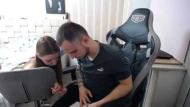 Jonax Sara online show from April 3, 2026, 5:00 pm