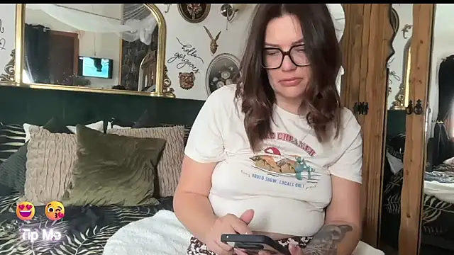  Melia  online show from June 13, 2026, 7:50 am