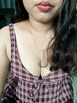 Snapshot of babyangela14 chatting on September 24, 2025, 5:55 am babyangela14 online show from September 24, 2025, 5:55 am