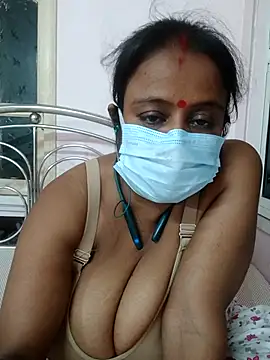 Snapshot of Barna_Love chatting on September 24, 2025, 5:49 pm Barna Love online show from September 24, 2025, 5:49 pm