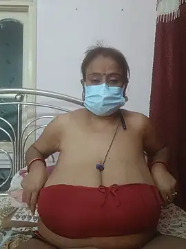 Snapshot of Barna_Love chatting on June 27, 2026, 6:24 pm Barna Love online show from June 27, 2026, 6:24 pm