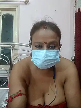 Snapshot of Barna_Love chatting on July 23, 2026, 1:42 pm Barna Love online show from July 23, 2026, 1:42 pm