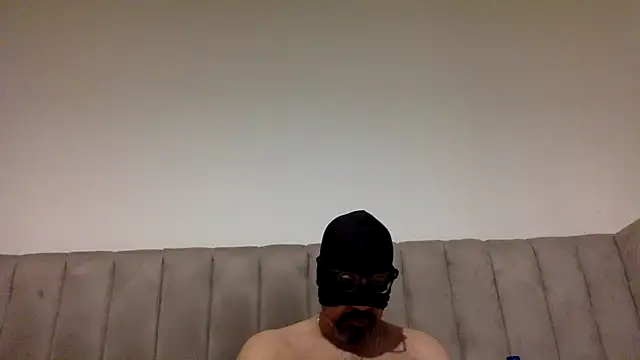 CaiBull online show from July 9, 2026, 9:08 pm
