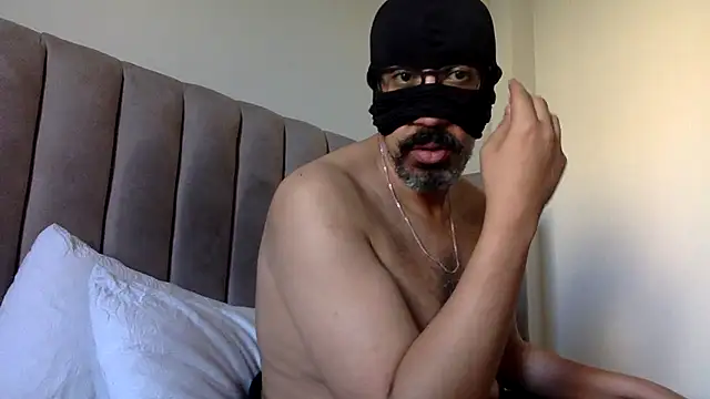 CaiBull online show from July 14, 2026, 4:50 am