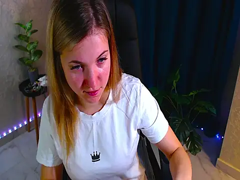 Snapshot of arlana_klart chatting on October 26, 2025, 7:47 am arlana klart online show from October 26, 2025, 7:47 am