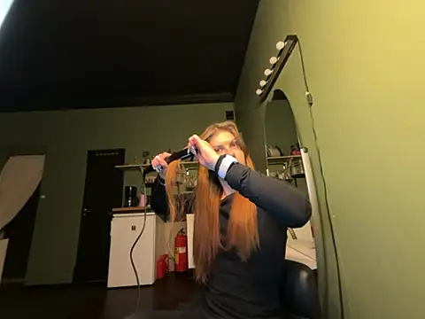 sash87350 online show from November 26, 2025, 5:58 pm