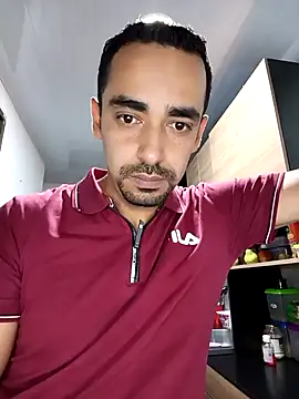 Snapshot of stivenlujan69 chatting on October 5, 2025, 1:48 am stivenlujan69 online show from October 5, 2025, 1:48 am