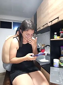 Snapshot of stivenlujan69 chatting on October 27, 2025, 1:42 am stivenlujan69 online show from October 27, 2025, 1:42 am