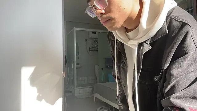 cily online show from December 5, 2025, 4:54 am