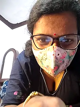 Snapshot of sexy_aaru chatting on April 6, 2026, 6:47 am sexy aaru online show from April 6, 2026, 6:47 am