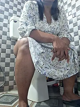 SIMIHOT online show from October 10, 2025, 9:19 am