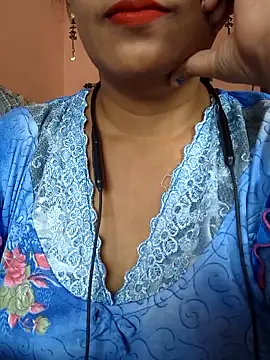 Sonalihot  online show from September 10, 2025, 5:18 am
