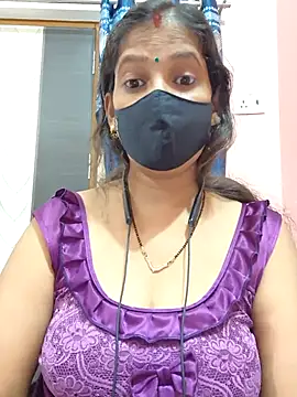 Sonalihot  online show from October 4, 2025, 5:38 am