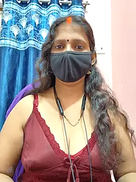 Sonalihot  online show from November 9, 2025, 6:33 am