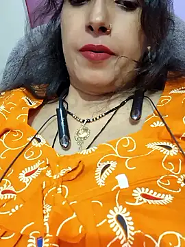 Sonalihot  online show from May 6, 2026, 6:13 pm