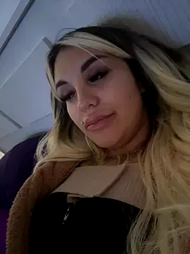 Snapshot of Princess-Jasmine07 chatting on October 21, 2025, 12:28 pm Princess-Jasmine07 online show from October 21, 2025, 12:28 pm