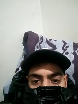 chfakww online show from November 28, 2025, 5:04 pm