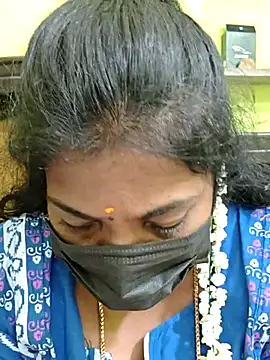 Snapshot of Tamil_Mithra chatting on February 26, 2026, 7:18 am Tamil Mithra online show from February 26, 2026, 7:18 am