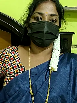 Snapshot of Tamil_Mithra chatting on March 3, 2026, 6:14 pm Tamil Mithra online show from March 3, 2026, 6:14 pm