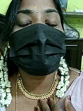 Snapshot of Tamil_Mithra chatting on March 10, 2026, 5:40 pm Tamil Mithra online show from March 10, 2026, 5:40 pm