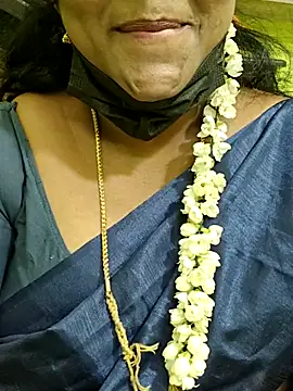 Snapshot of Tamil_Mithra chatting on March 13, 2026, 6:20 am Tamil Mithra online show from March 13, 2026, 6:20 am