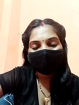 Payal-001 online show from October 21, 2025, 7:25 pm