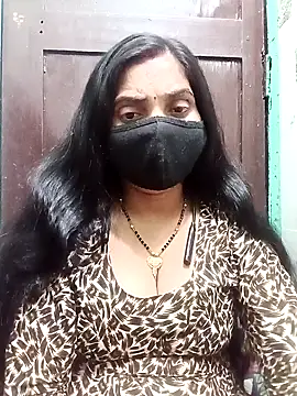 Payal-001 online show from November 23, 2025, 5:46 pm