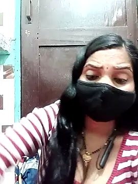 Payal-001 online show from February 1, 2026, 11:47 pm