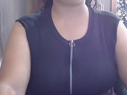 Roxy sweety  online show from September 17, 2025, 5:42 am