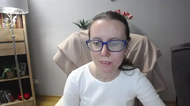 sweetxLizzy online show from April 29, 2026, 4:49 am