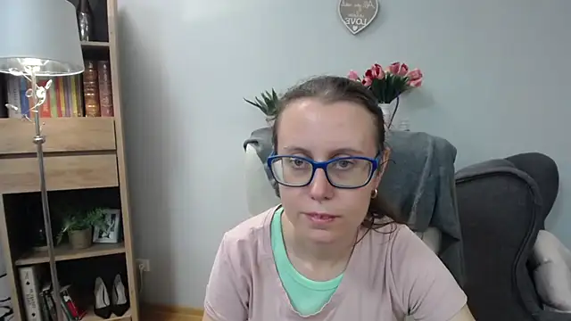 sweetxLizzy online show from June 17, 2026, 4:26 am
