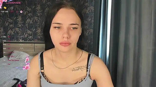 Snapshot of Kseni_a chatting on April 15, 2026, 7:59 am Kseni a online show from April 15, 2026, 7:59 am