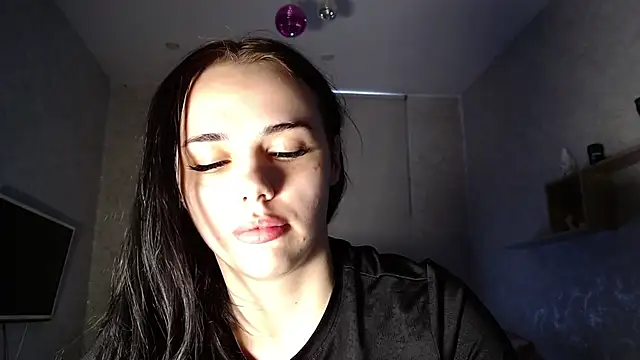 Snapshot of Kseni_a chatting on May 14, 2026, 10:55 am Kseni a online show from May 14, 2026, 10:55 am