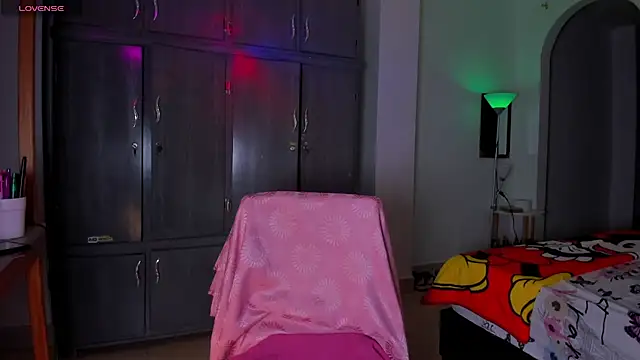 Snapshot of latingabby chatting on October 7, 2025, 10:51 pm latingabby online show from October 7, 2025, 10:51 pm