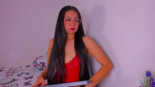 Snapshot of latingabby chatting on April 28, 2026, 9:31 pm latingabby online show from April 28, 2026, 9:31 pm