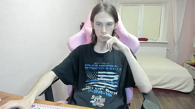 Snapshot of eleganc3 chatting on September 23, 2025, 6:55 pm eleganc3 online show from September 23, 2025, 6:55 pm