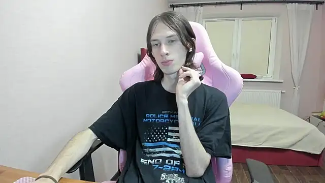Snapshot of eleganc3 chatting on September 26, 2025, 9:30 pm eleganc3 online show from September 26, 2025, 9:30 pm
