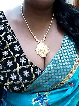 Snapshot of shobini chatting on October 6, 2025, 3:53 pm shobini online show from October 6, 2025, 3:53 pm