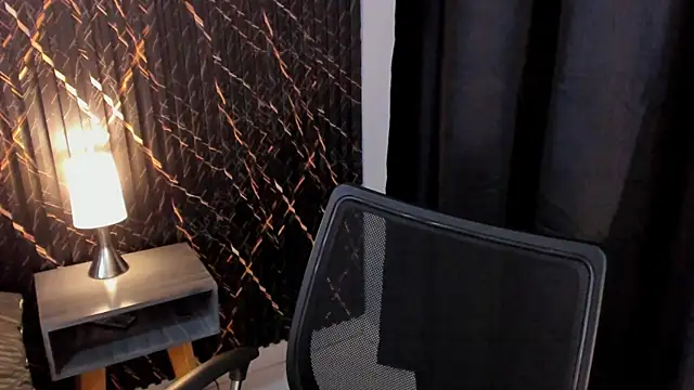 Snapshot of 4ngel_greey chatting on October 6, 2025, 9:01 pm 4ngel greey online show from October 6, 2025, 9:01 pm