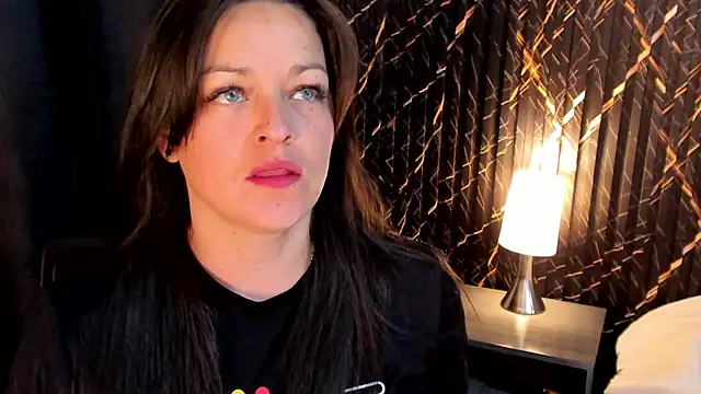 Snapshot of 4ngel_greey chatting on October 10, 2025, 9:14 pm 4ngel greey online show from October 10, 2025, 9:14 pm