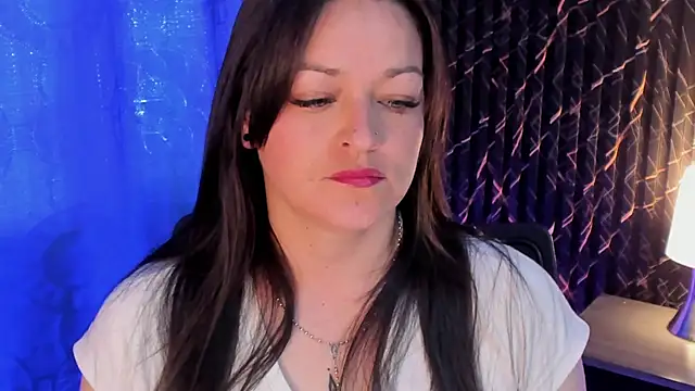 Snapshot of 4ngel_greey chatting on October 21, 2025, 9:26 pm 4ngel greey online show from October 21, 2025, 9:26 pm