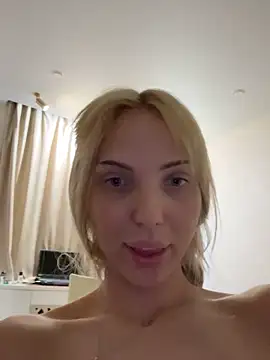 Snapshot of olivia_soft chatting on June 9, 2026, 11:05 pm olivia soft online show from June 9, 2026, 11:05 pm