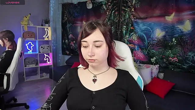 ClaraParks online show from February 11, 2026, 7:19 pm