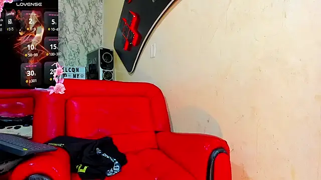 Dahlia Moss online show from October 17, 2025, 3:31 am