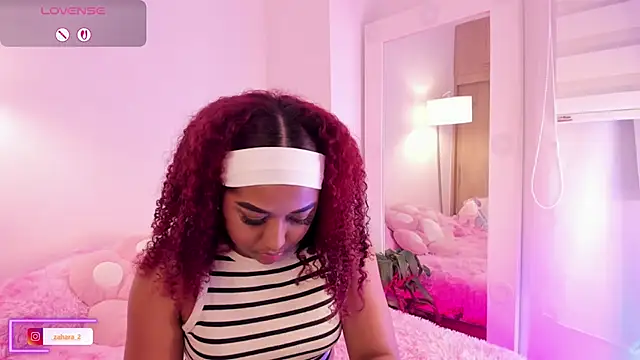 Snapshot of _Zahara_ chatting on October 16, 2025, 1:06 am Zahara online show from October 16, 2025, 1:06 am