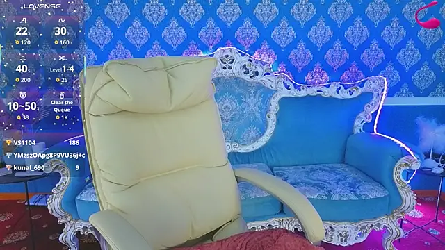 MissRossi online show from June 17, 2026, 7:33 am