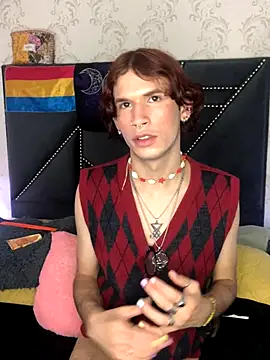 danny rios20 online show from September 19, 2025, 3:52 am